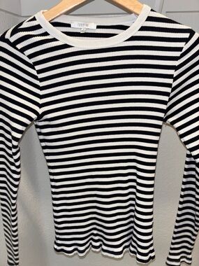 Black and White Small Ribbed Striped Long Sleeve shirt